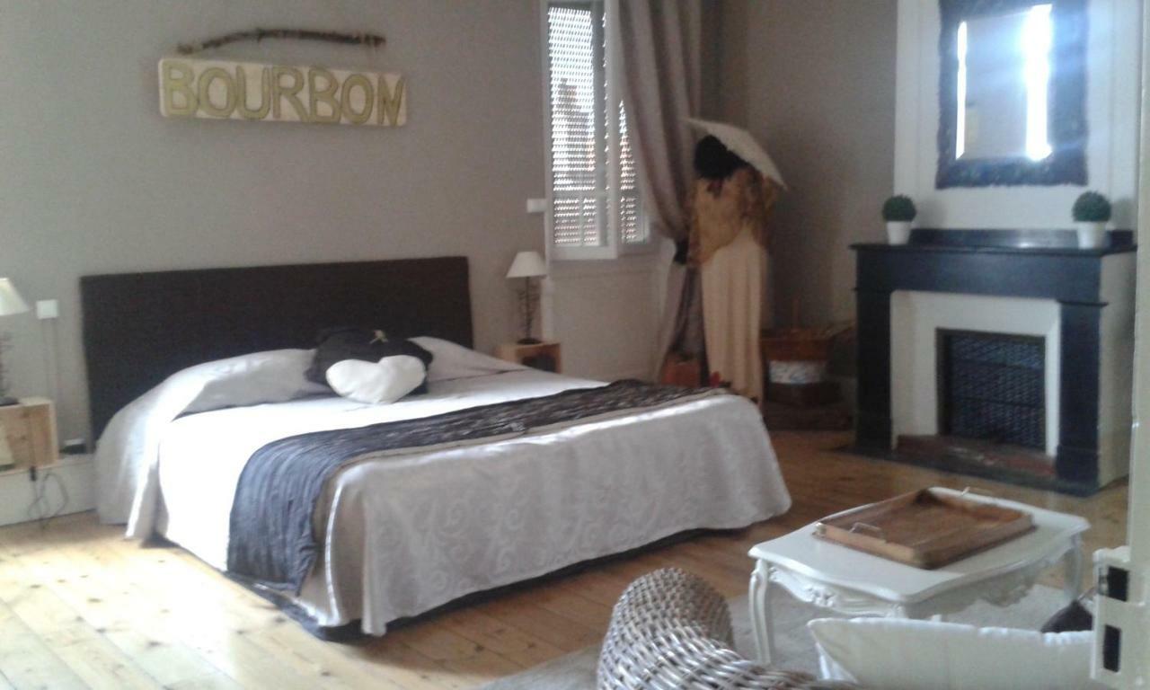 Vanille Bourbon Montauban Exteriör bild